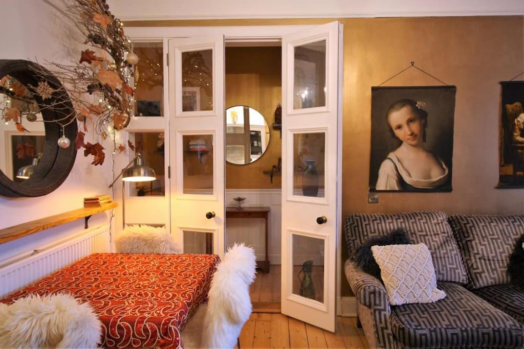 Holyrood Park: Lush & Arty 2 Double Bed Flat Apartment Edinburgh Exterior foto